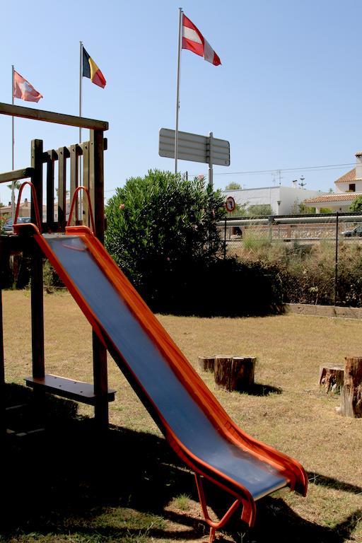 קובייס Camping La Rueda מראה חיצוני תמונה
