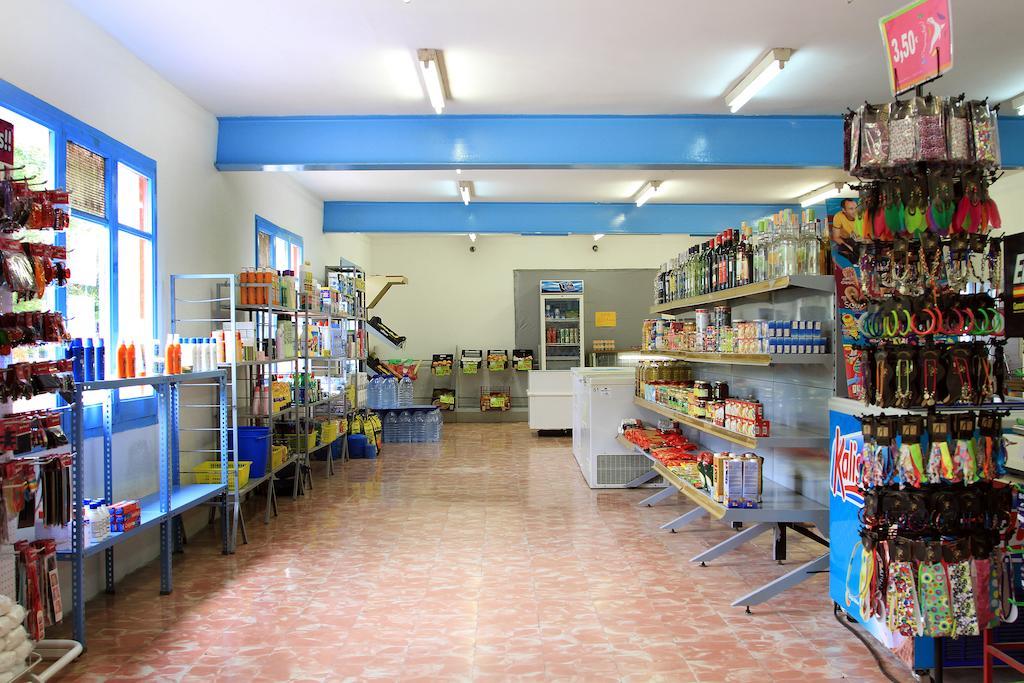 קובייס Camping La Rueda מראה חיצוני תמונה